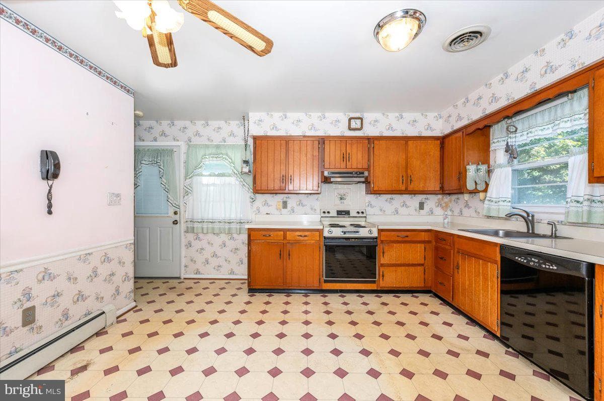 3917 Sugarloaf Drive photo 13