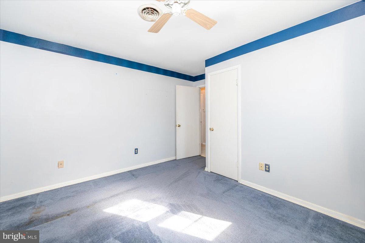 3917 Sugarloaf Drive photo 23
