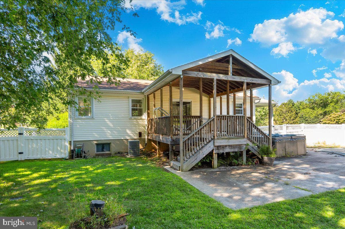 3917 Sugarloaf Drive photo 38