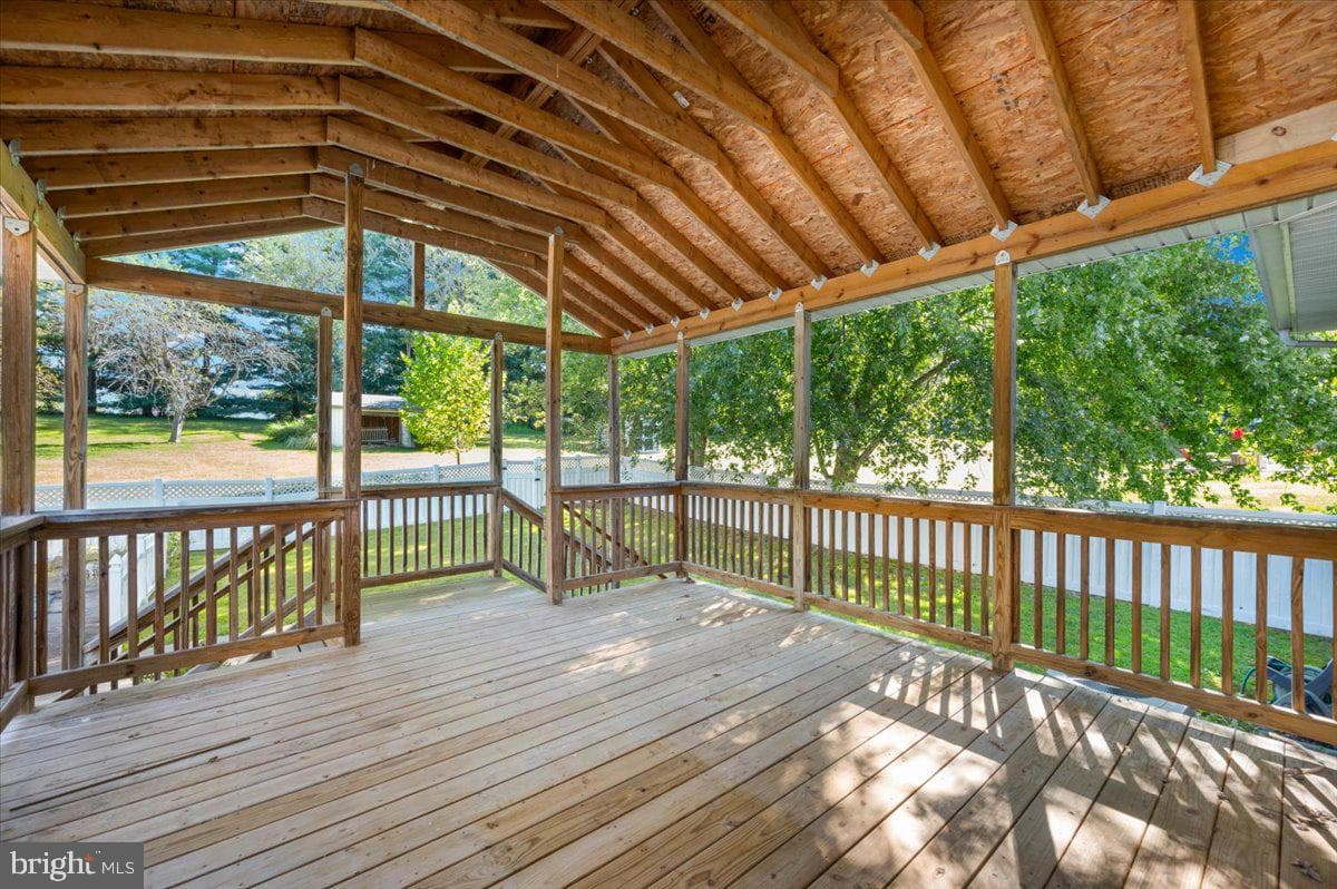 3917 Sugarloaf Drive photo 39