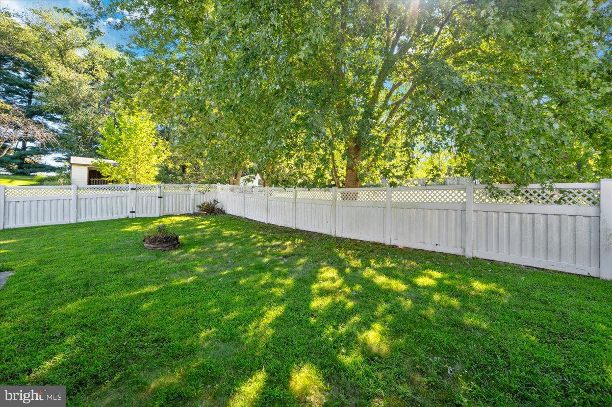 3917 Sugarloaf Drive photo 41