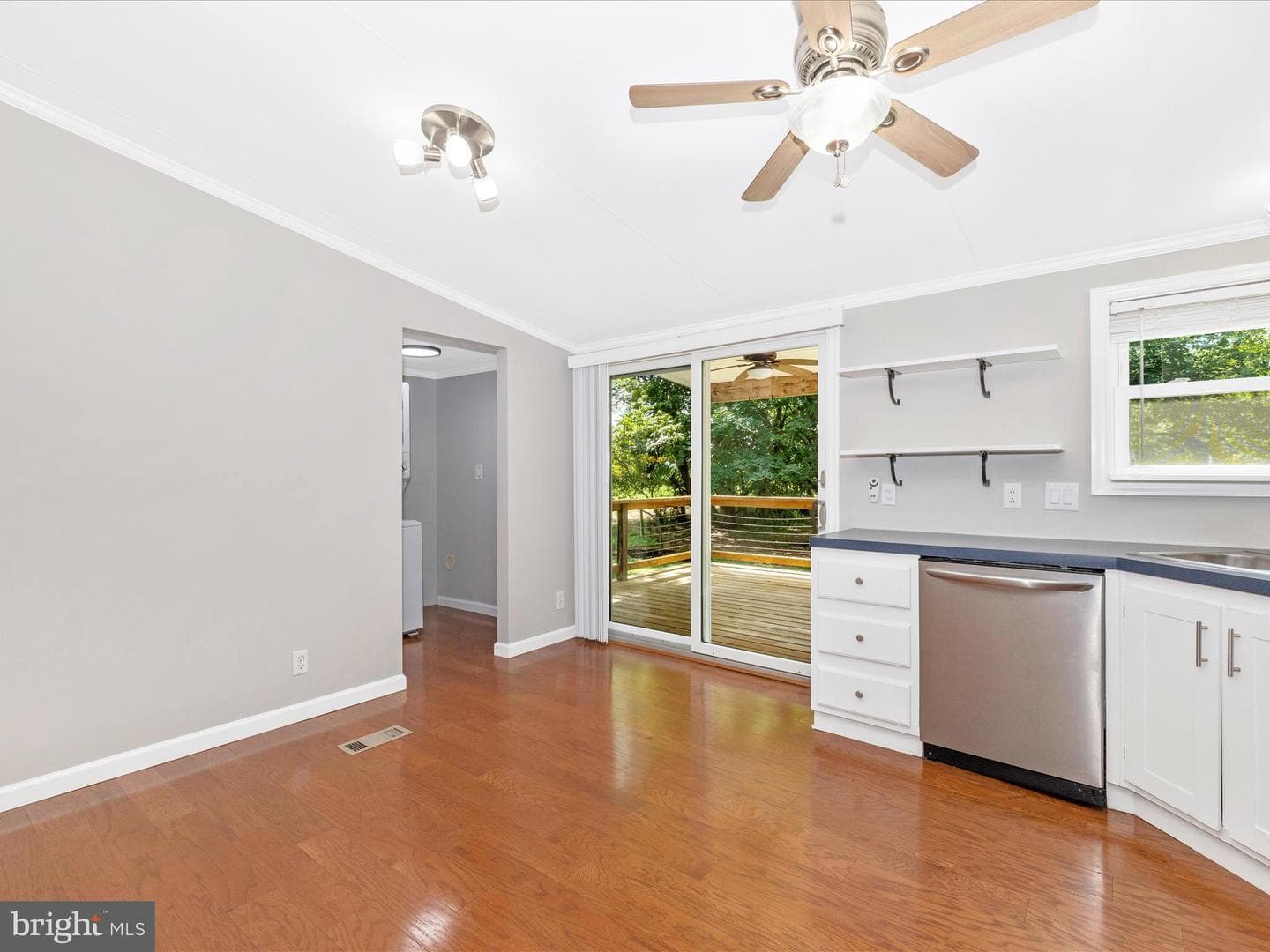 7357 Sundays Lane photo 17