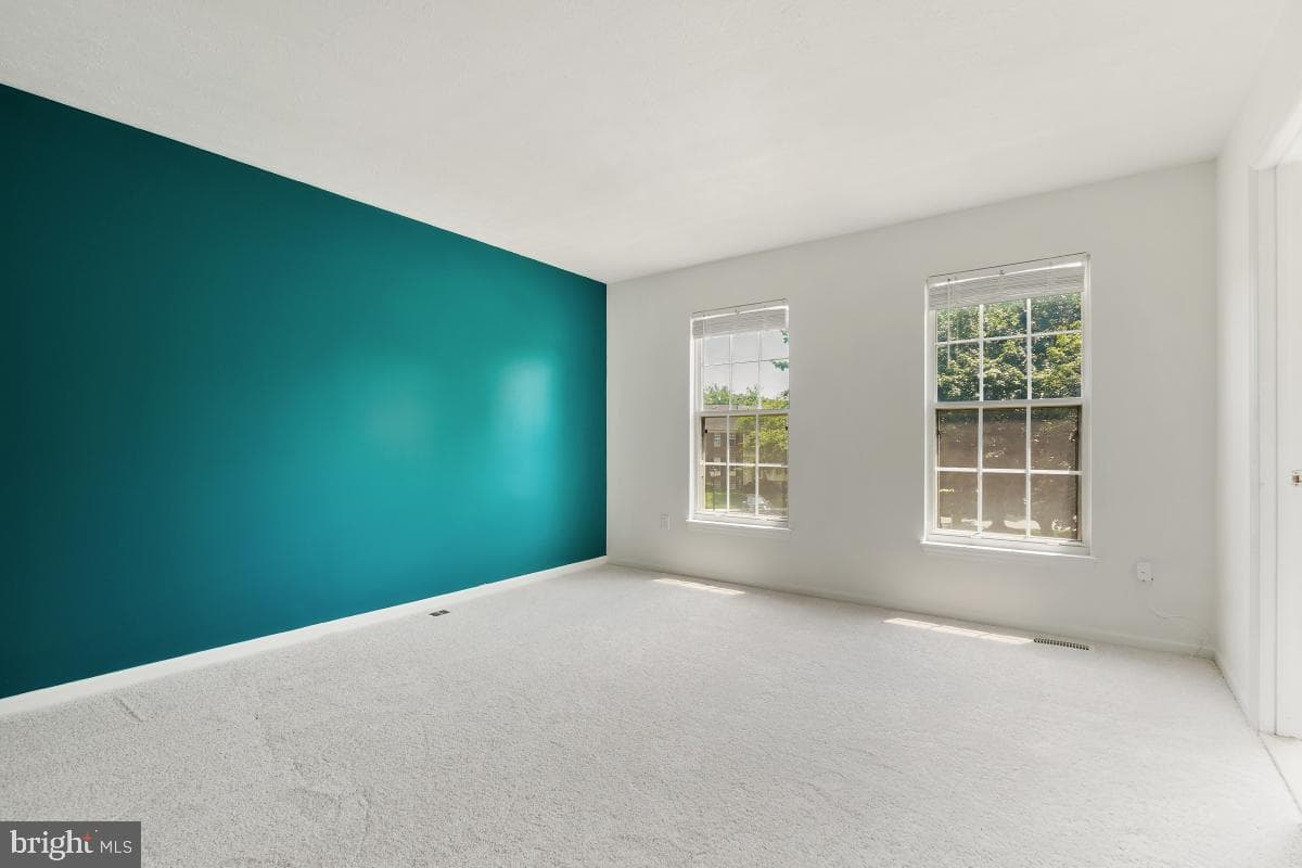 5257 Earles Court photo 14