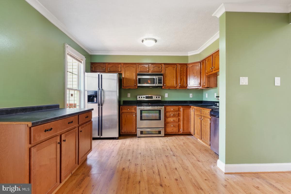 5257 Earles Court photo 8