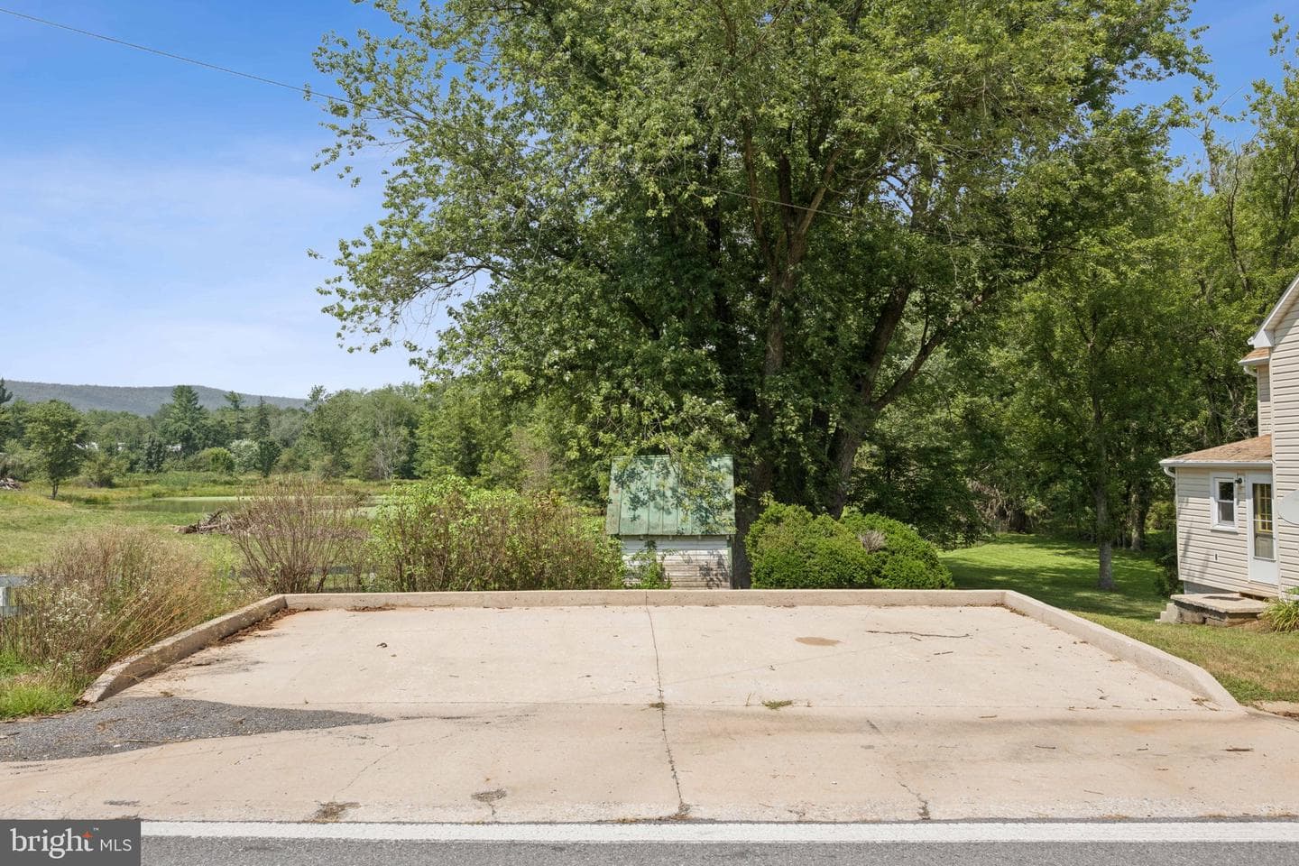 12441 Wolfsville Road photo 10