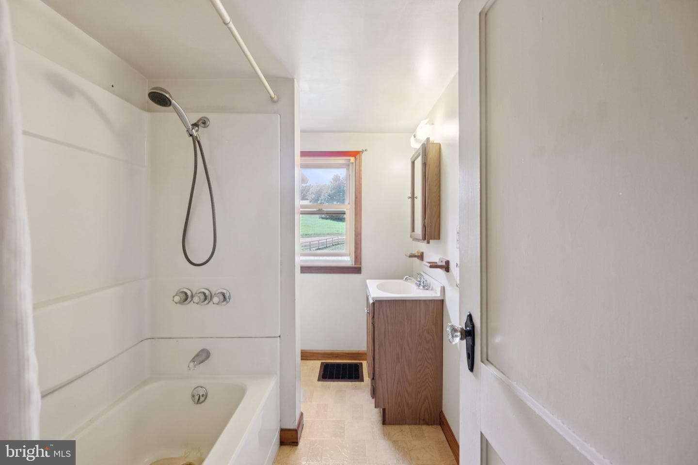 12441 Wolfsville Road photo 30