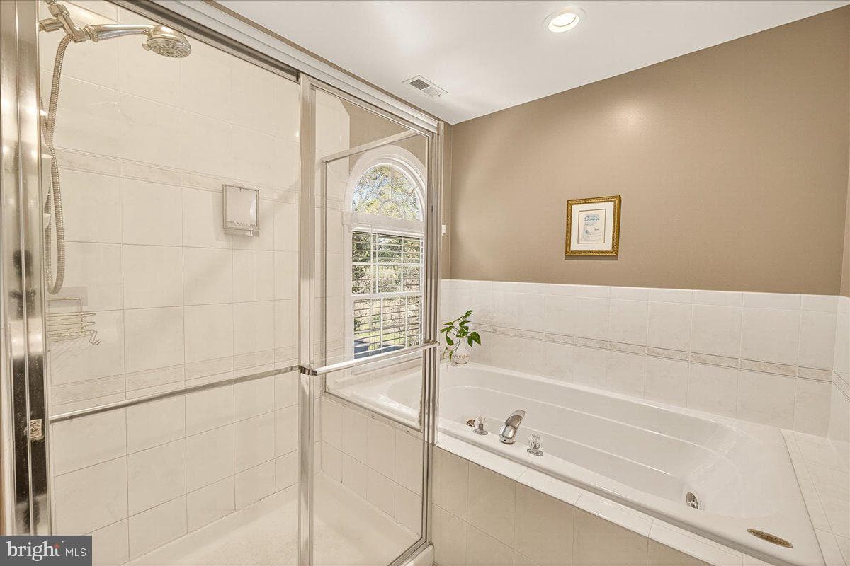 7010 Club House Circle photo 30