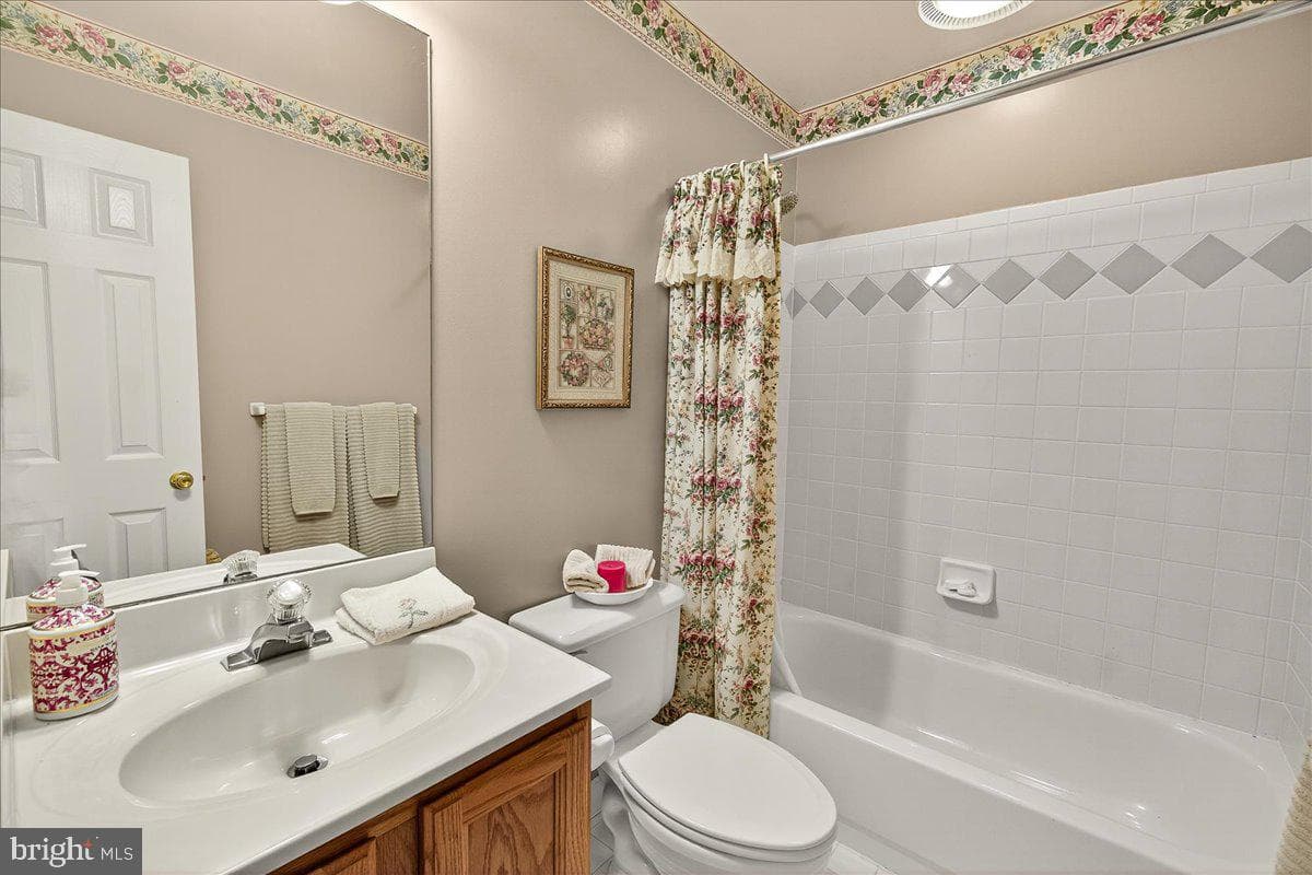 7010 Club House Circle photo 37