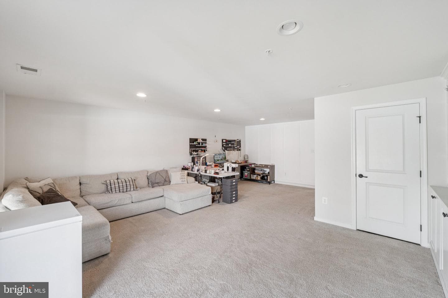 5766 Barts Way photo 21
