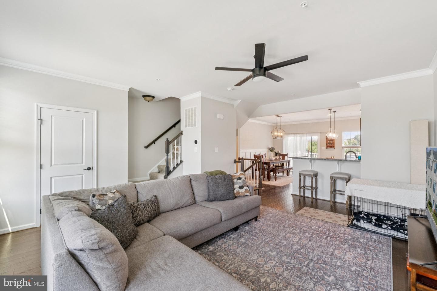5766 Barts Way photo 8