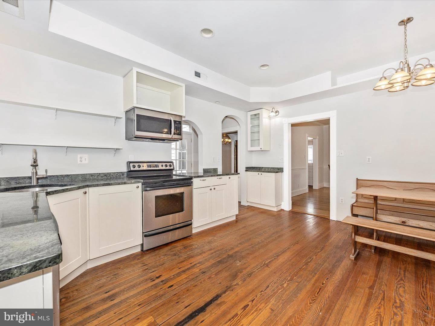 415 Brunswick Street photo 17