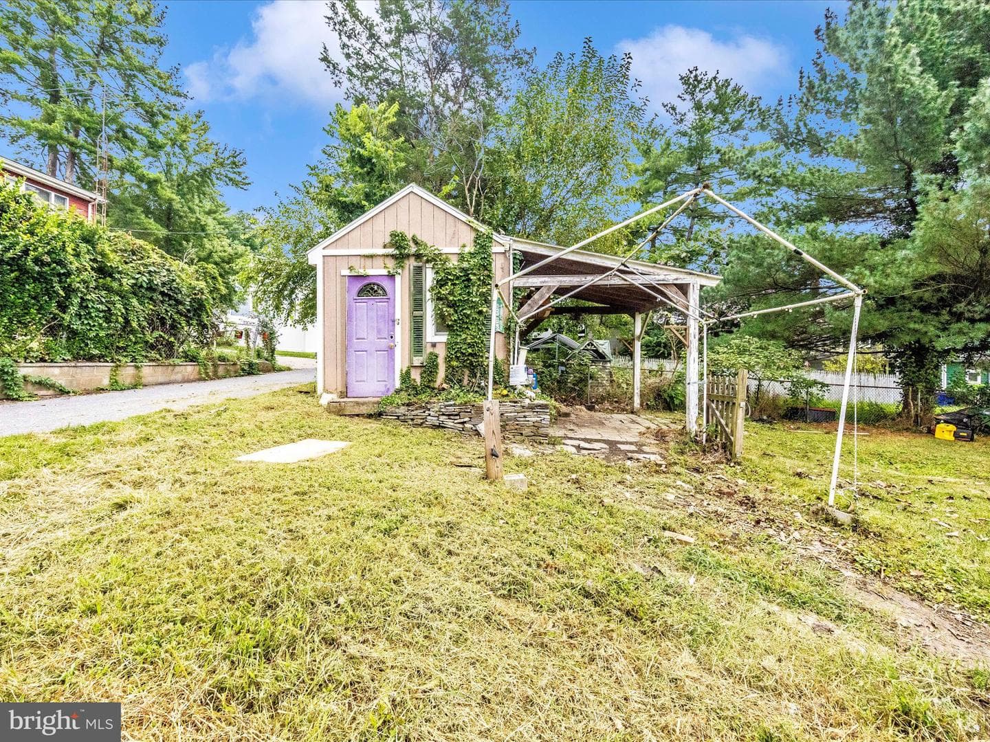 415 Brunswick Street photo 9