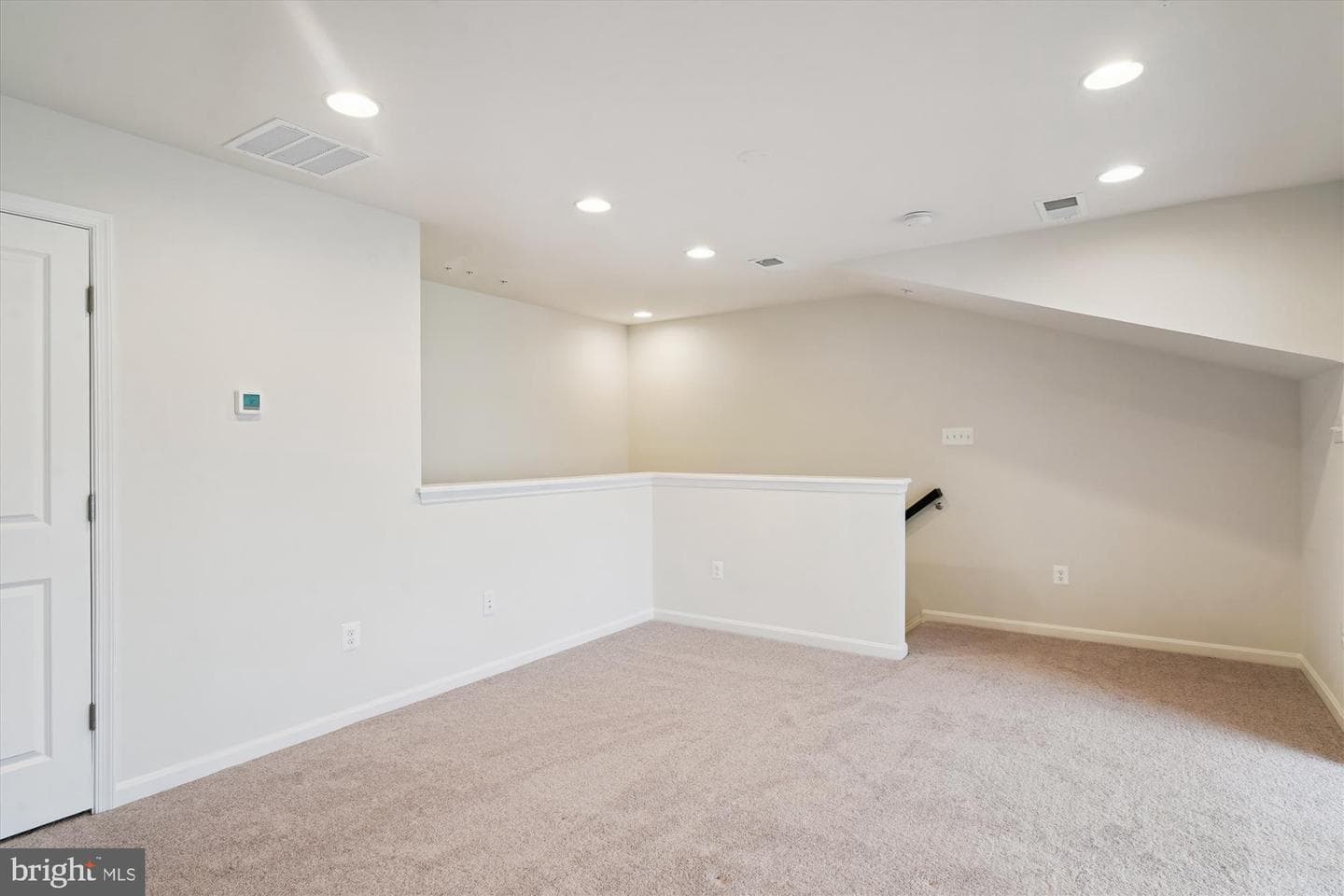 2548 Island Grove Boulevard photo 21