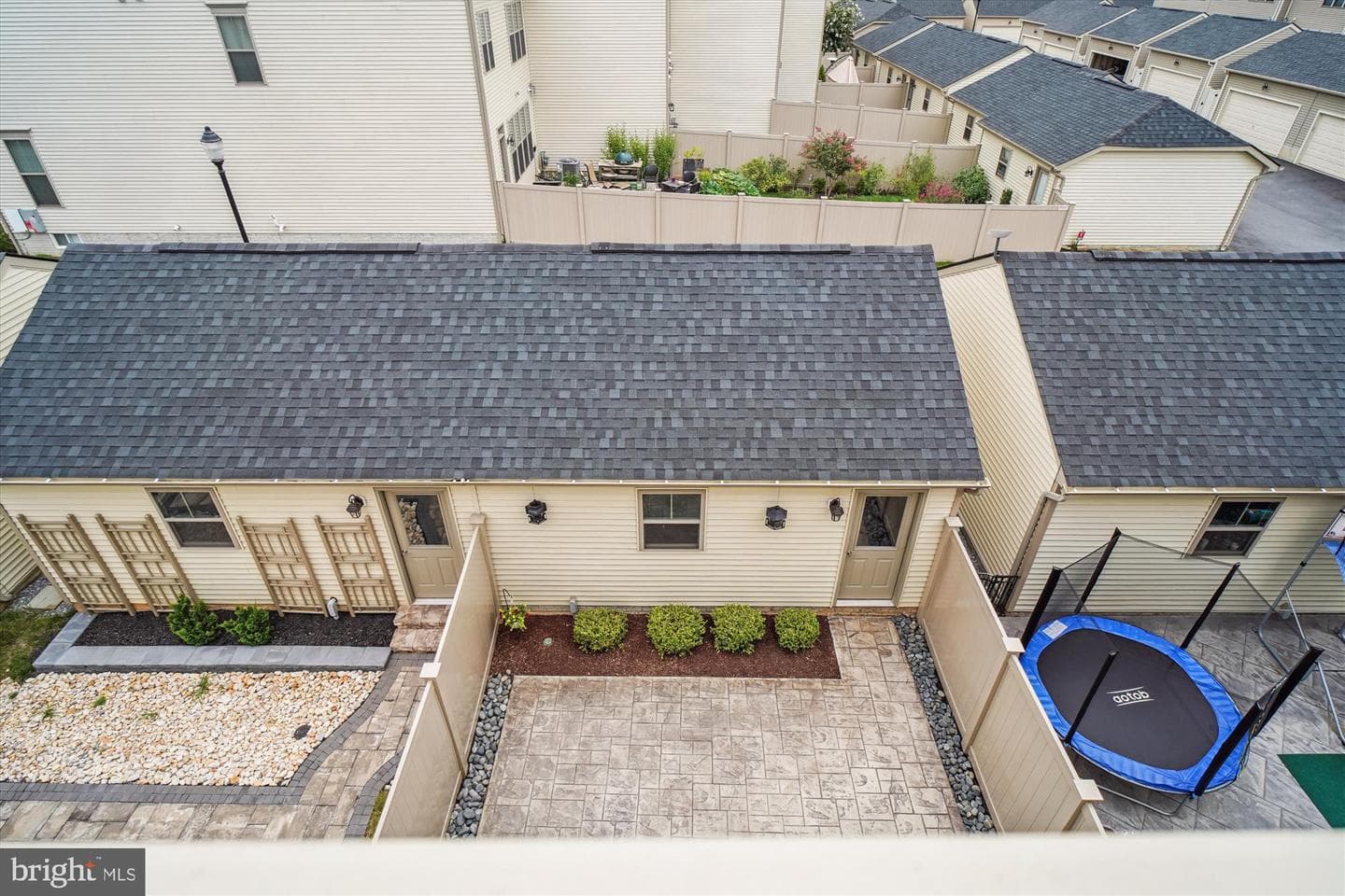 2548 Island Grove Boulevard photo 33