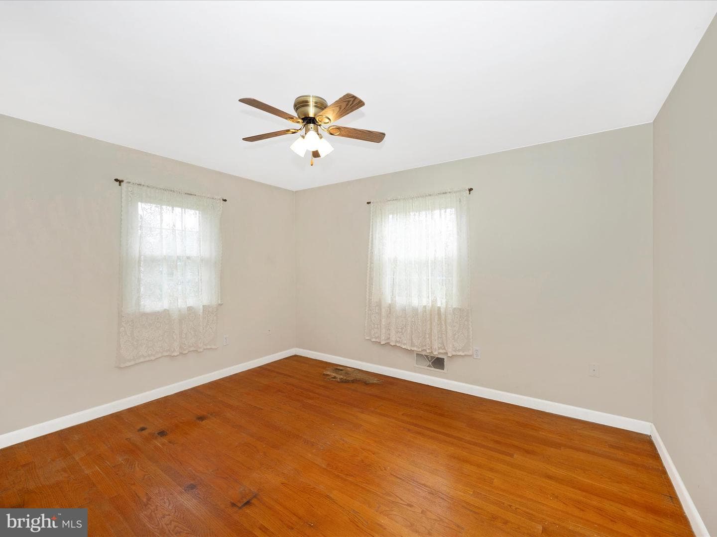 13 Georgetown Road photo 31