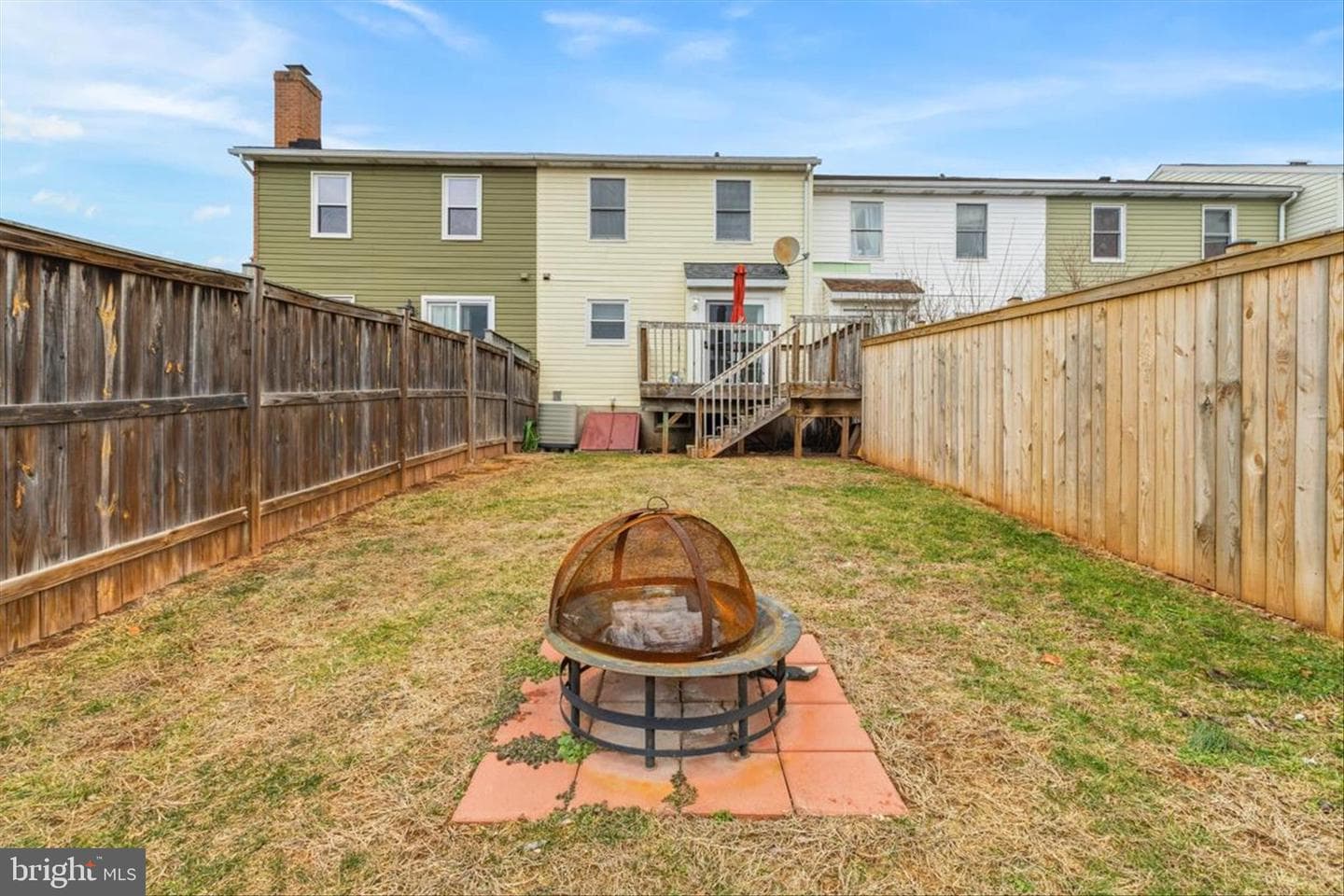 103 E Hammaker Street photo 37