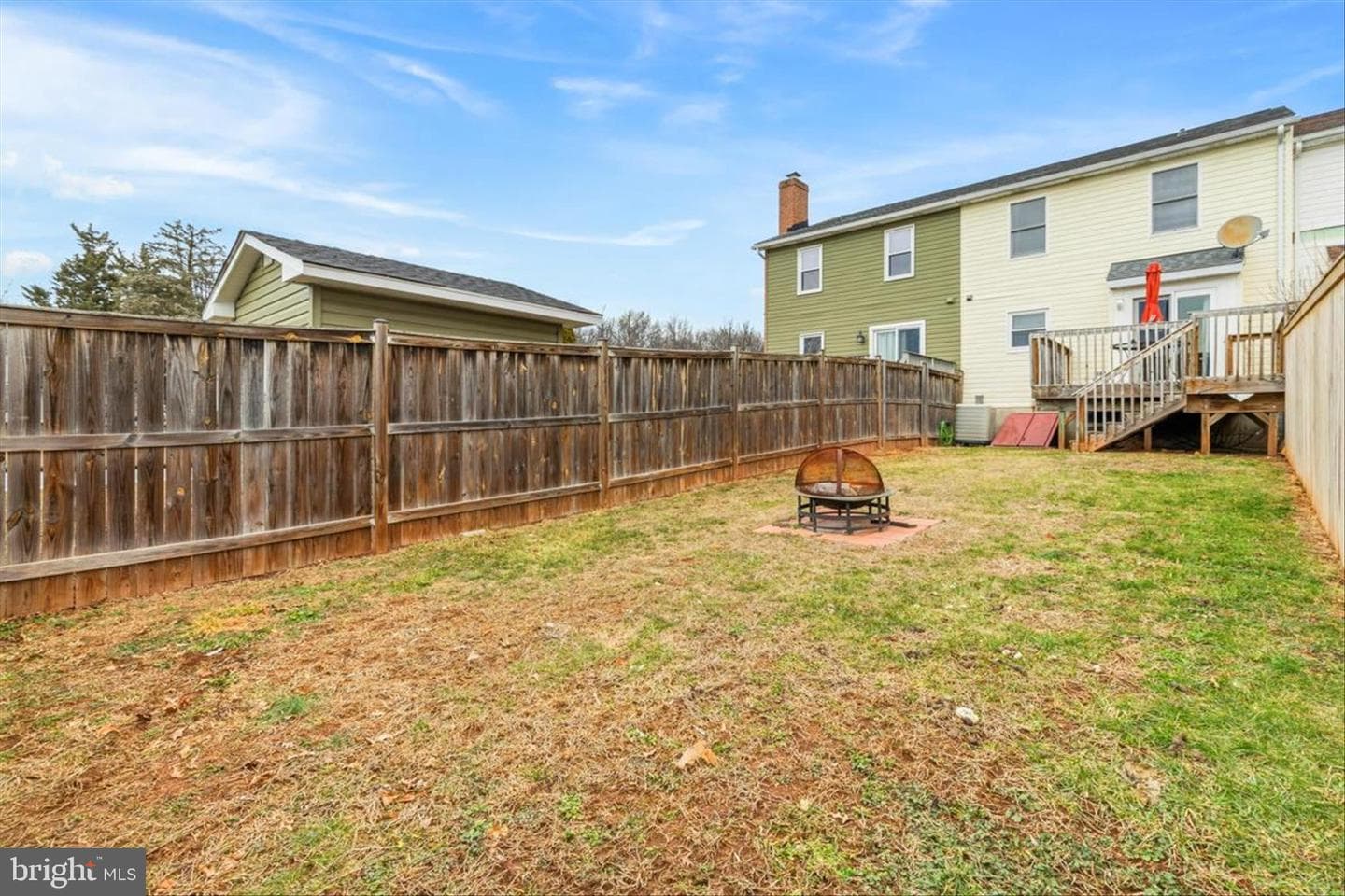 103 E Hammaker Street photo 38