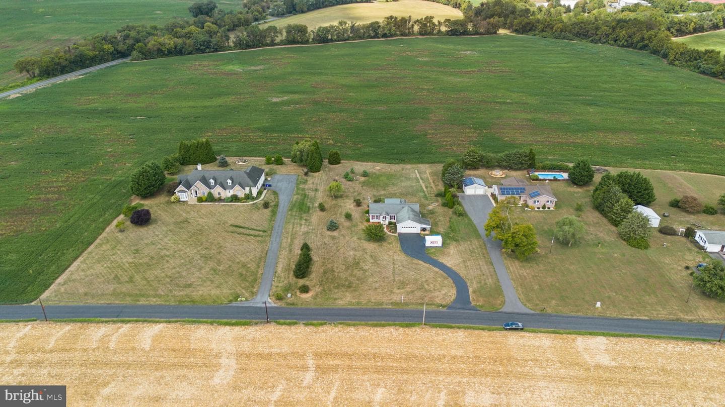3597 Howard Stup Road photo 3