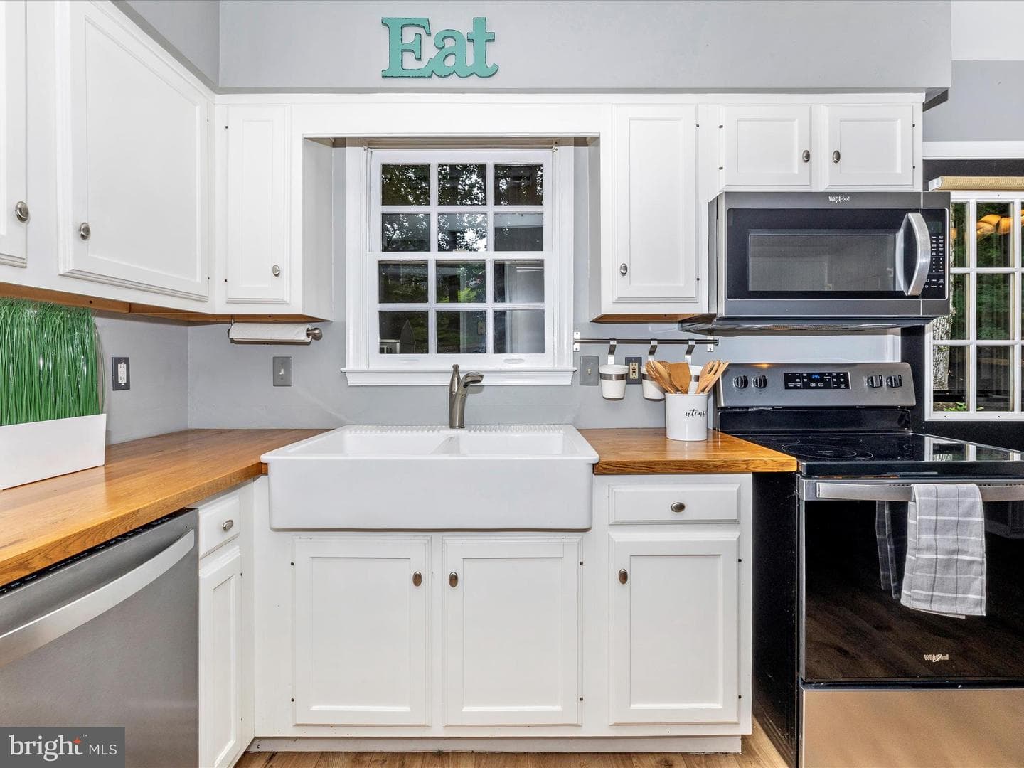 6848 Whistling Swan Way photo 8