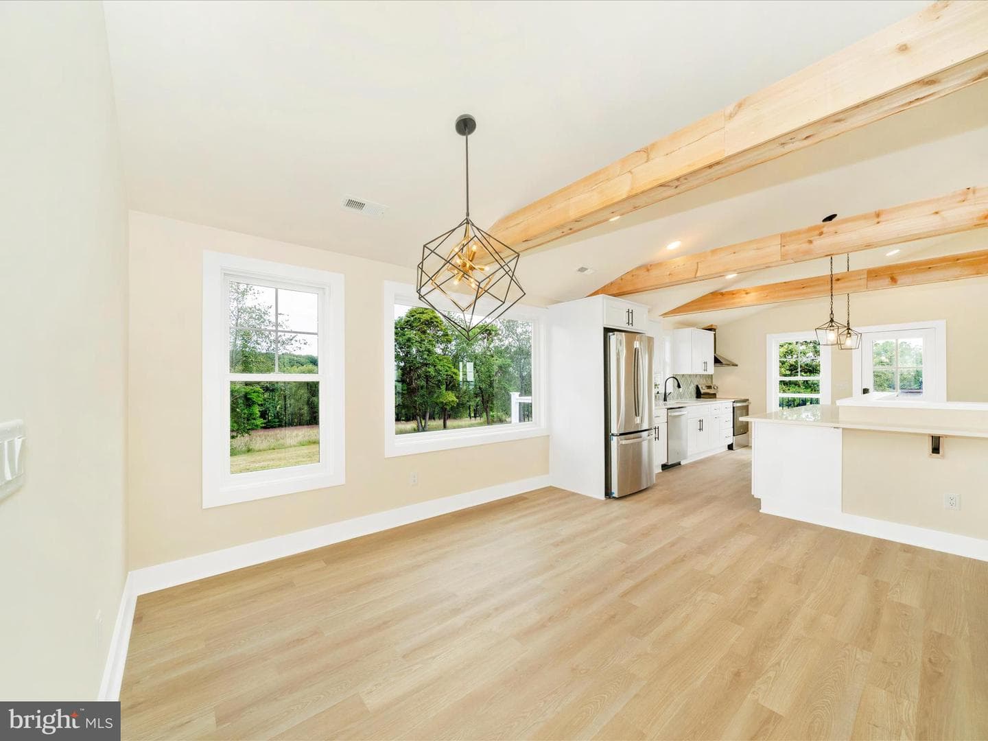 14901 New Windsor Road photo 18