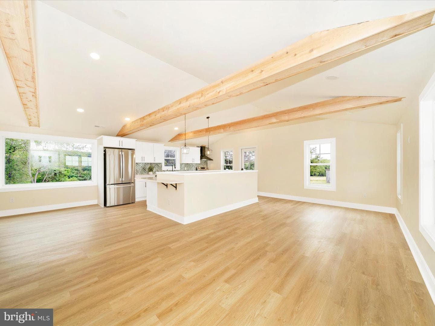 14901 New Windsor Road photo 6