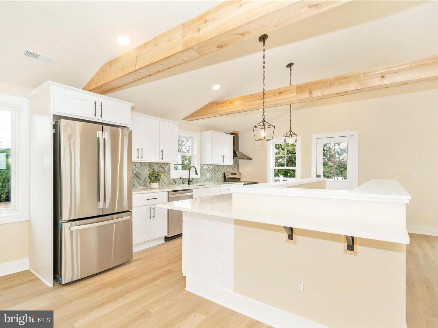 14901 New Windsor Road photo 8
