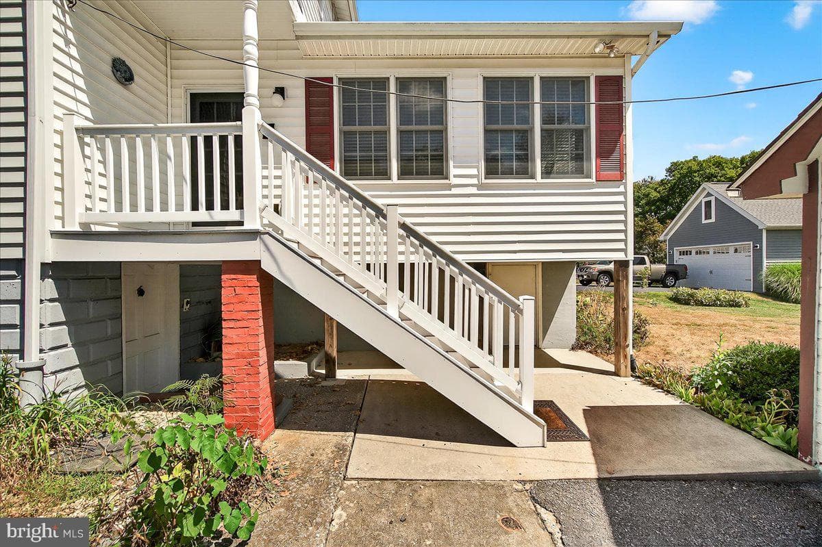 206 Prospect Street photo 26