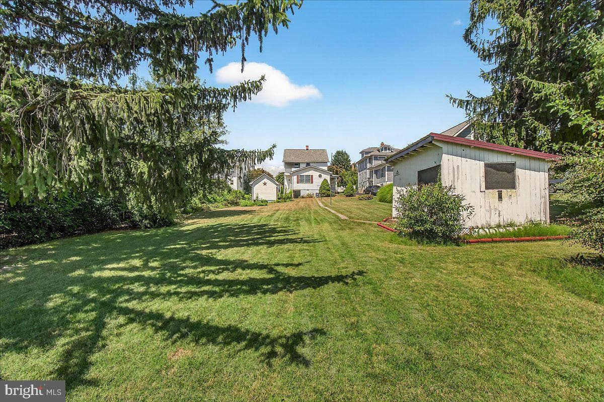 206 Prospect Street photo 30