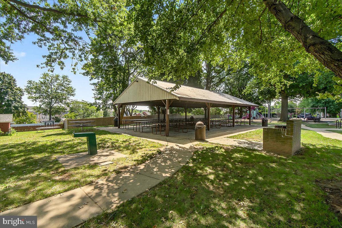 206 Prospect Street photo 35