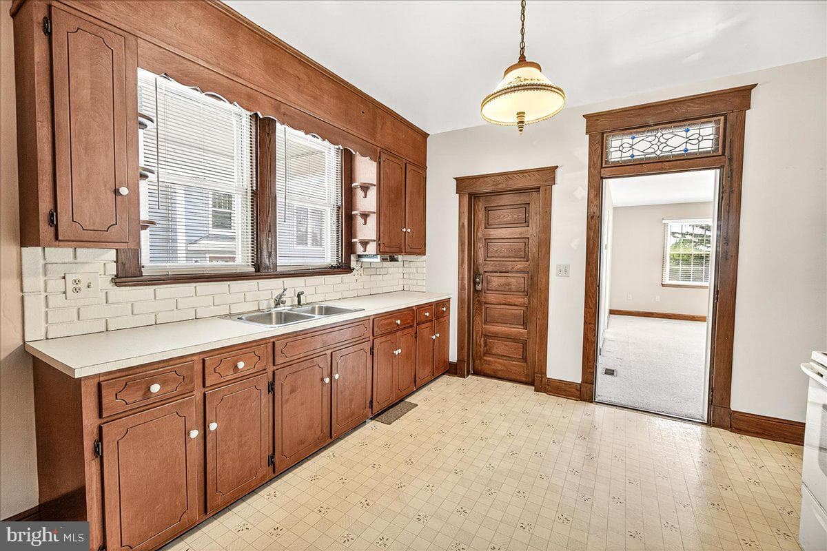 206 Prospect Street photo 4