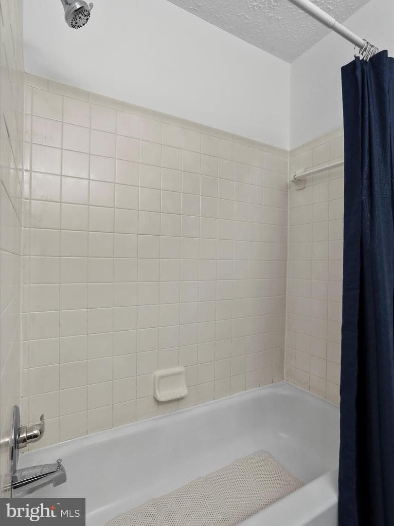 1518 Beverly Court photo 16