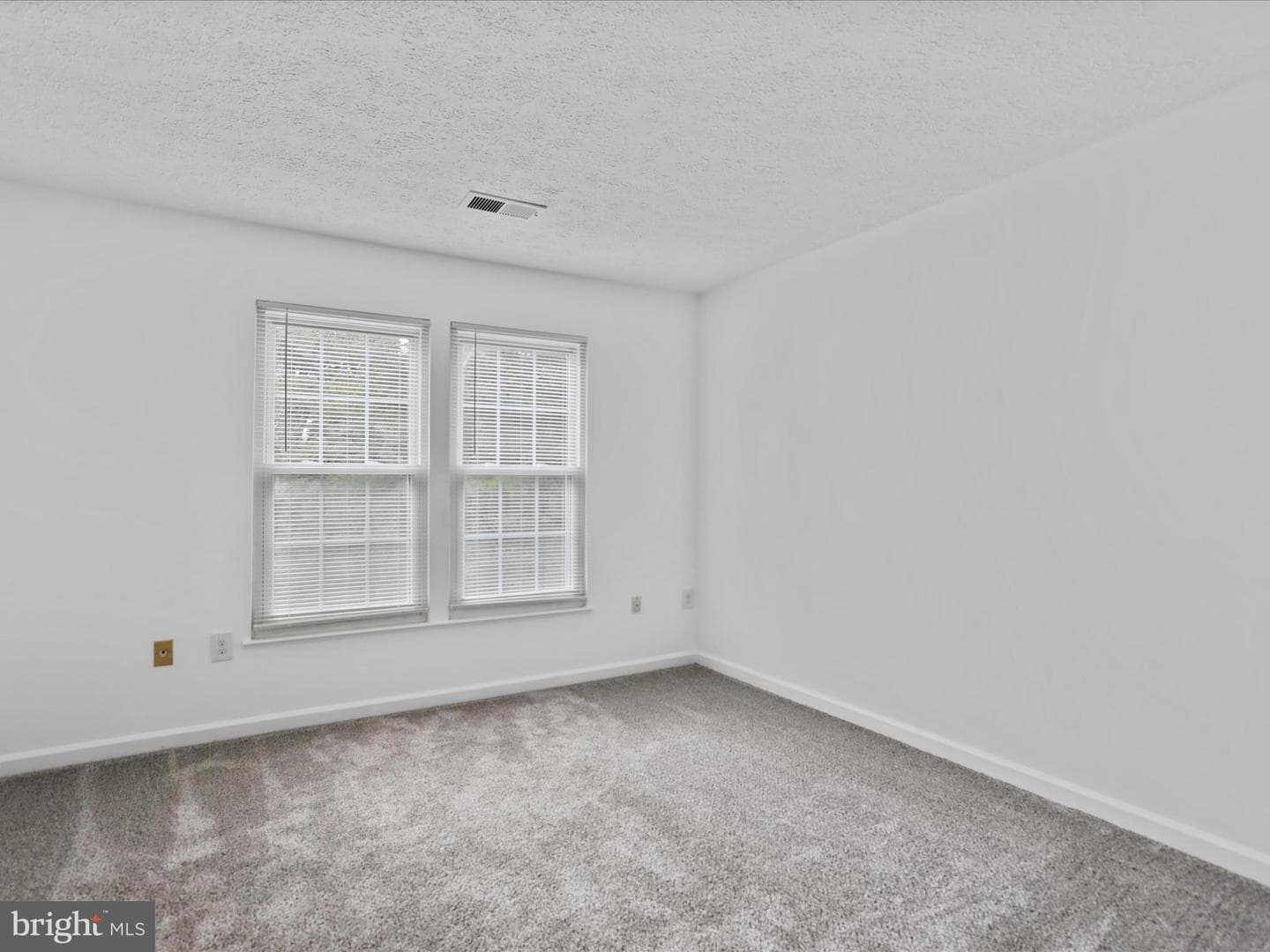 1518 Beverly Court photo 19