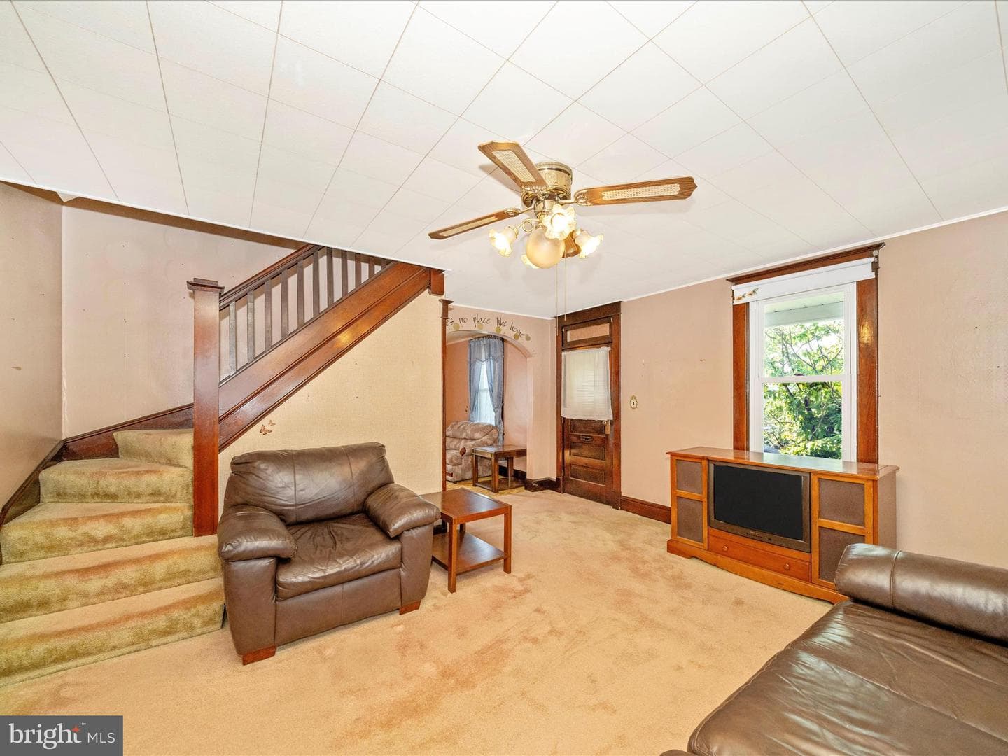 7 W B Street photo 21