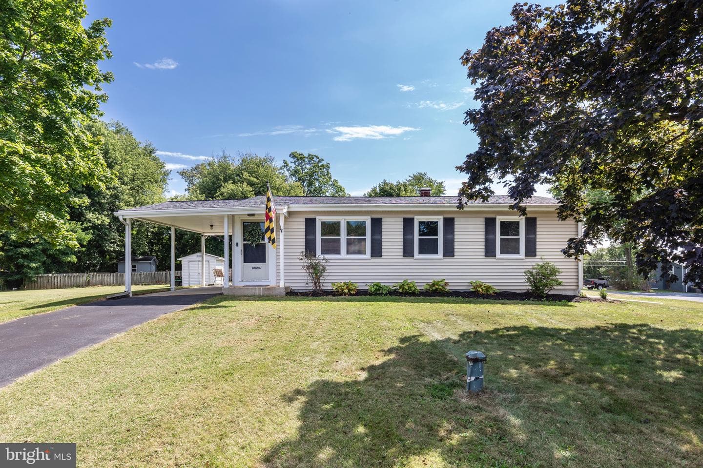 10896 Boyer Ave photo 3