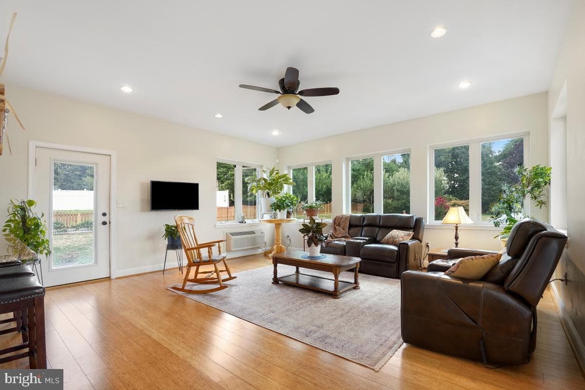 15535 Liberty Road photo 18