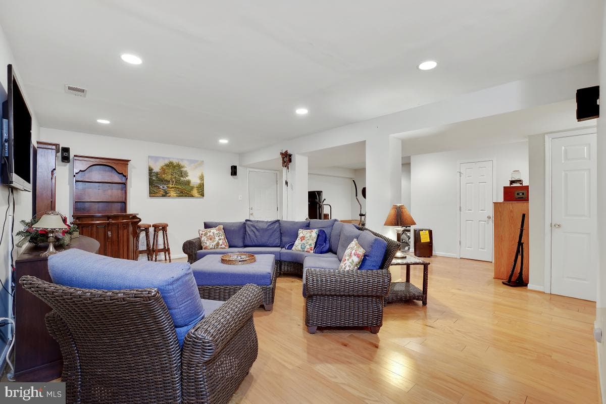 15535 Liberty Road photo 33