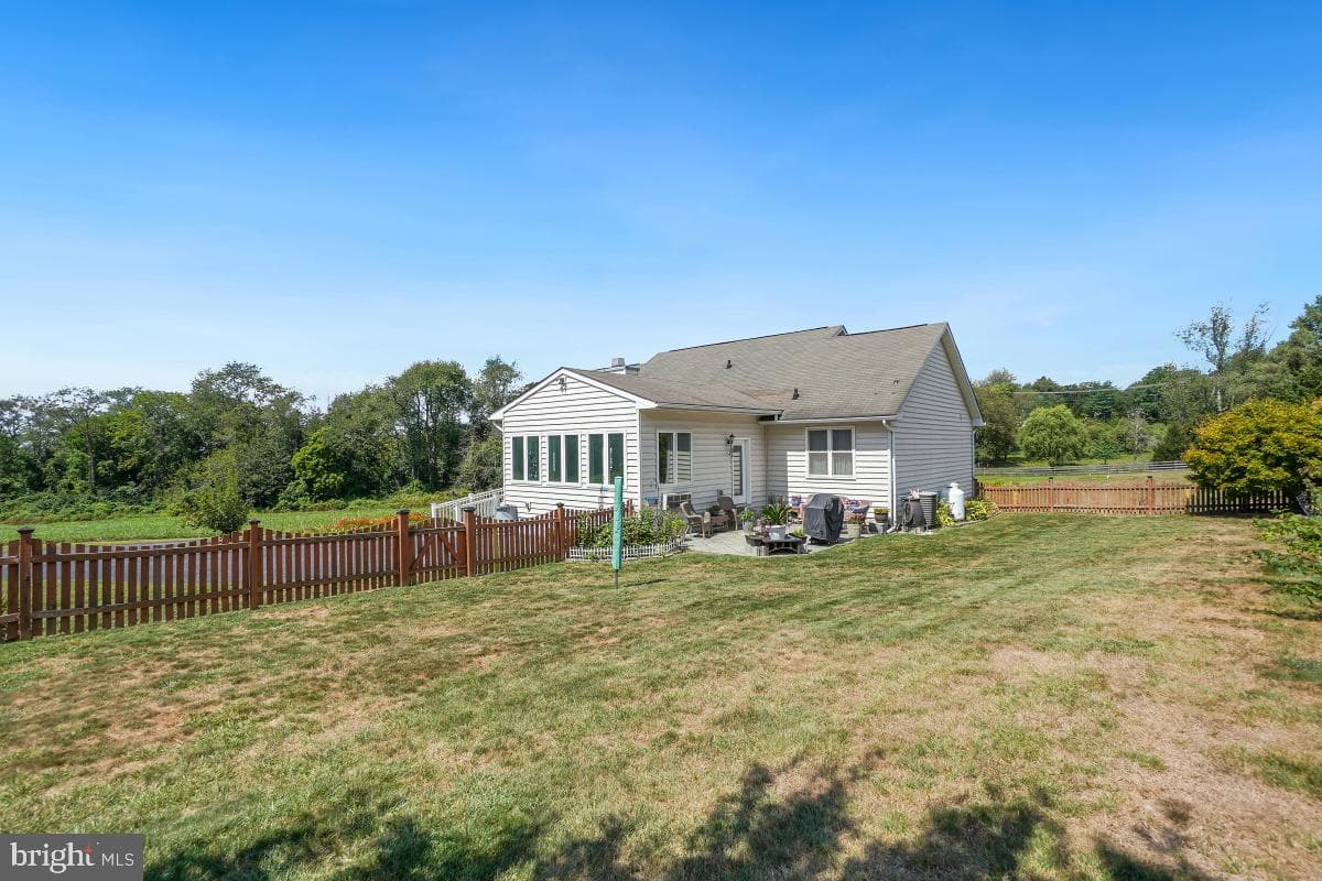 15535 Liberty Road photo 41