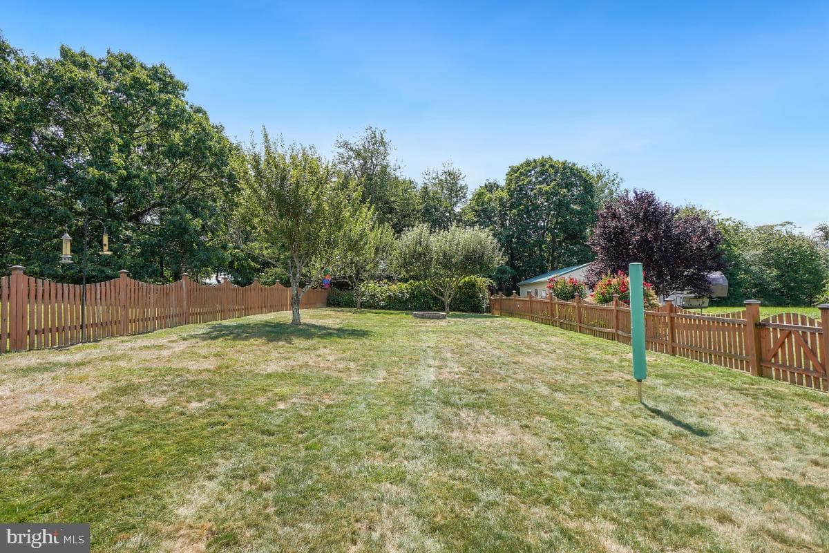 15535 Liberty Road photo 42