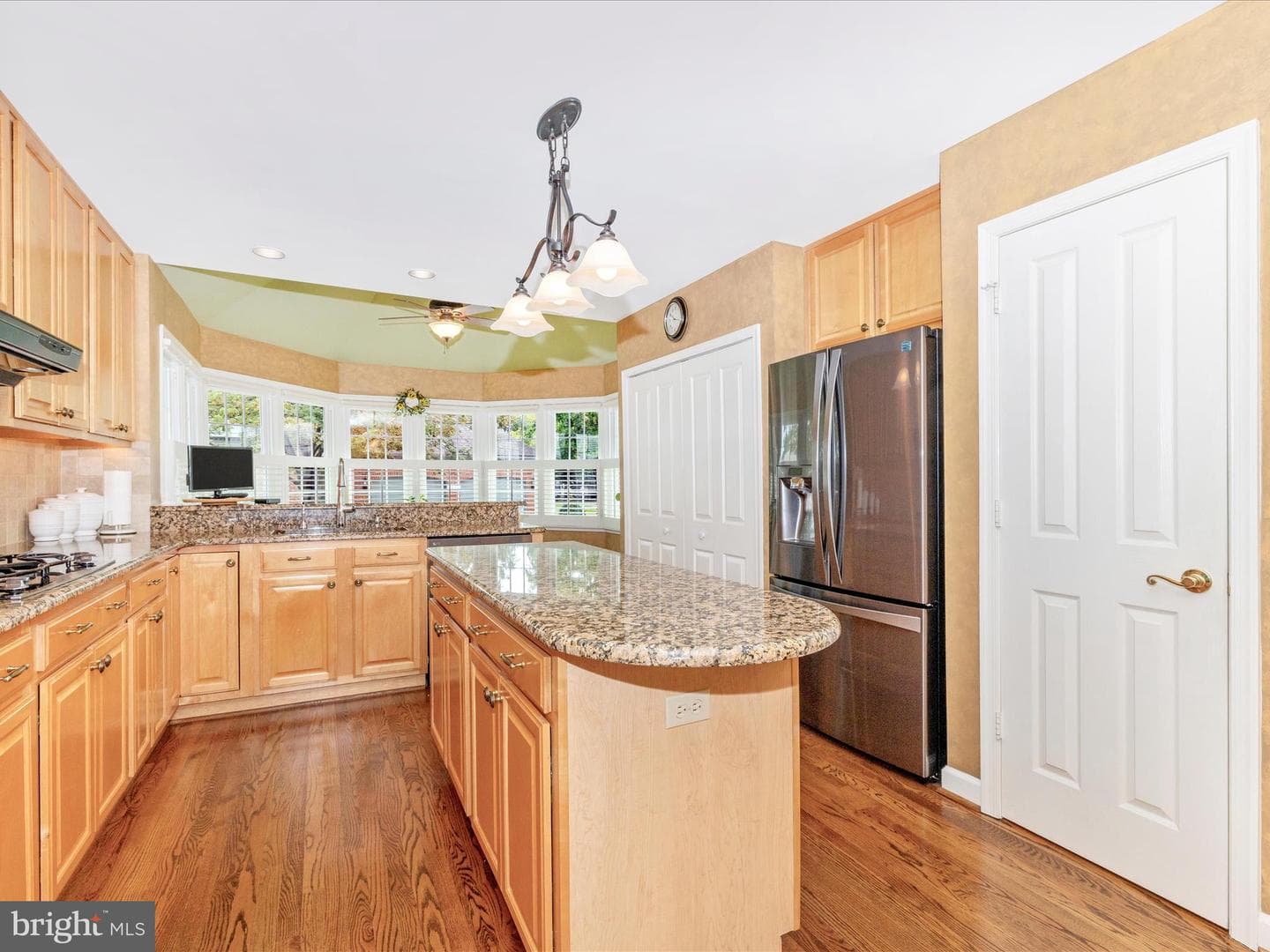 2462 Bear Den Road photo 28
