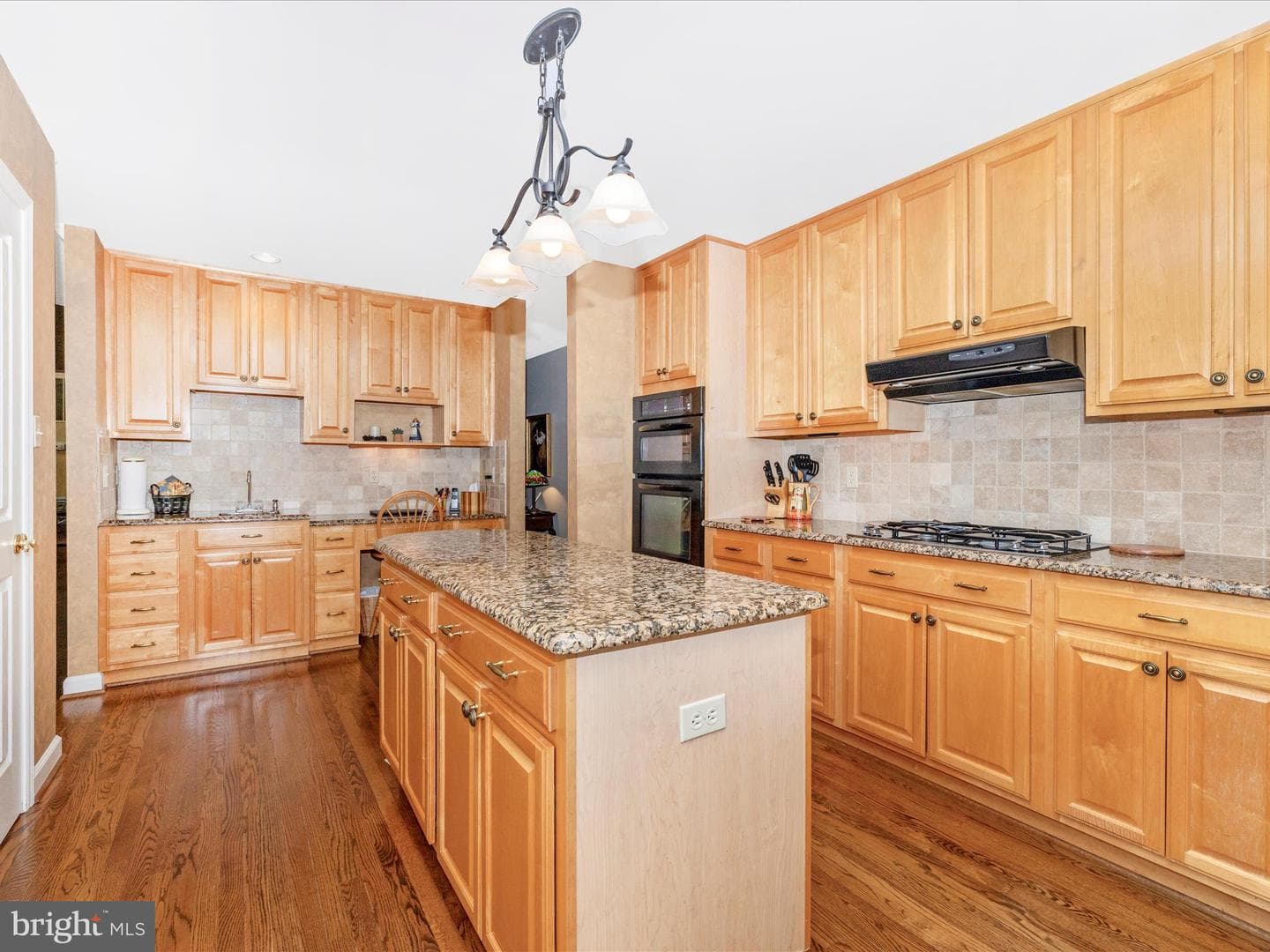 2462 Bear Den Road photo 30