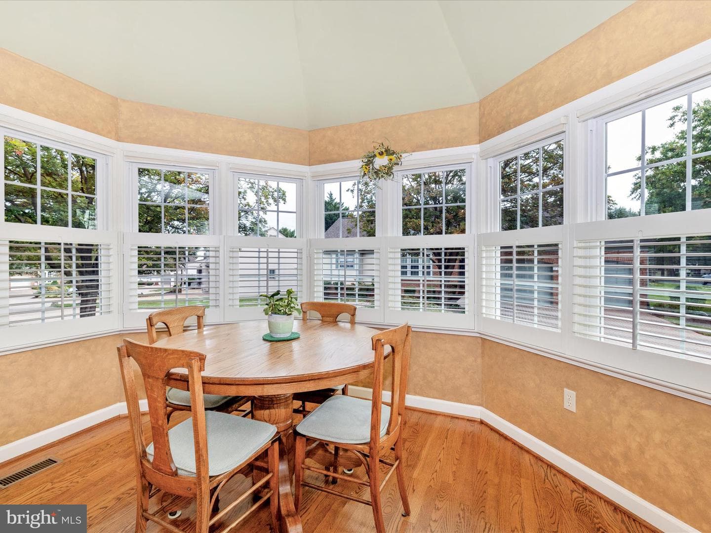 2462 Bear Den Road photo 32