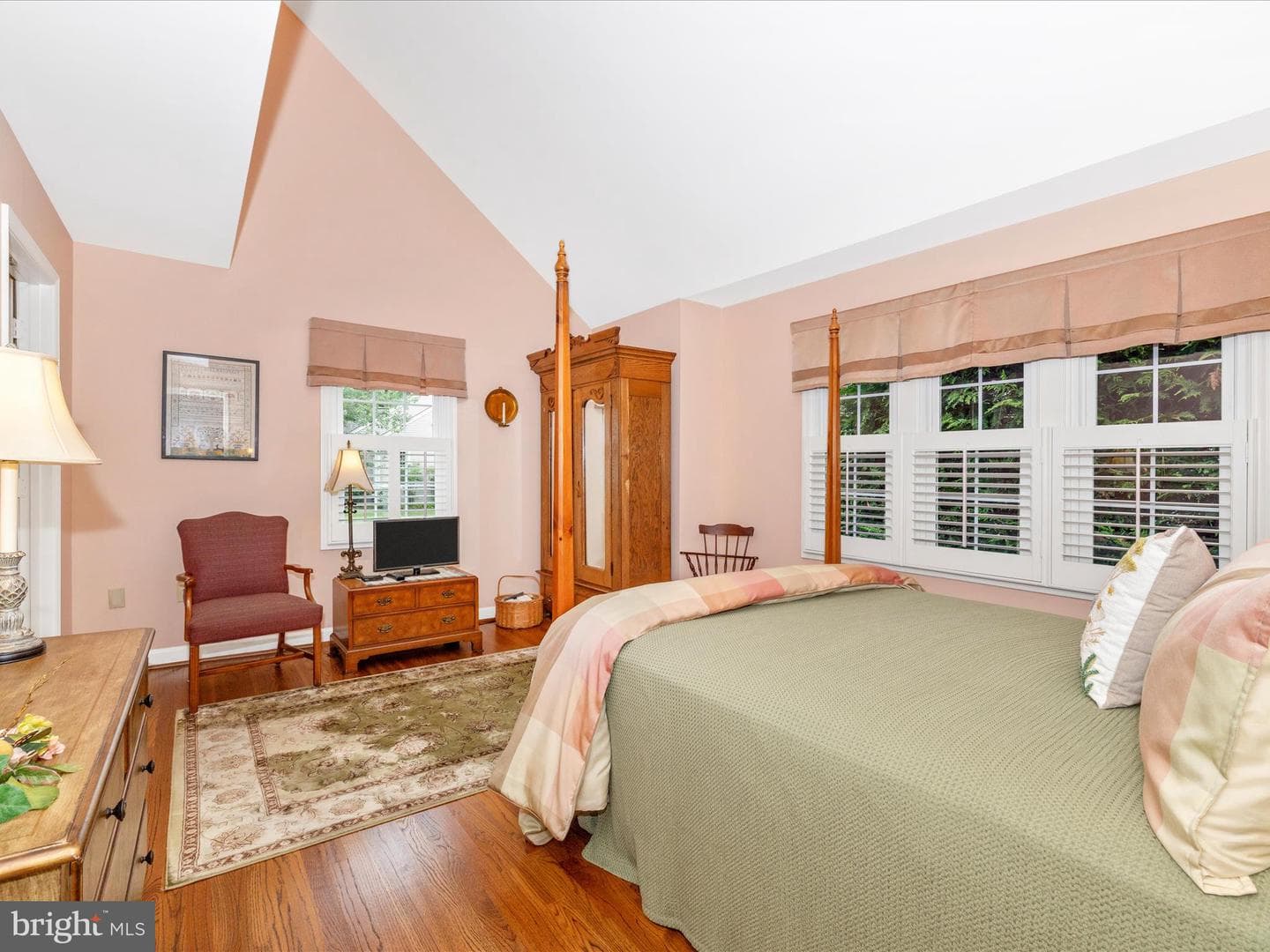 2462 Bear Den Road photo 36