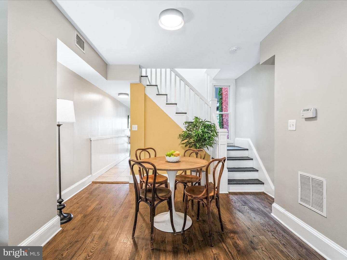 441 W South Street photo 6