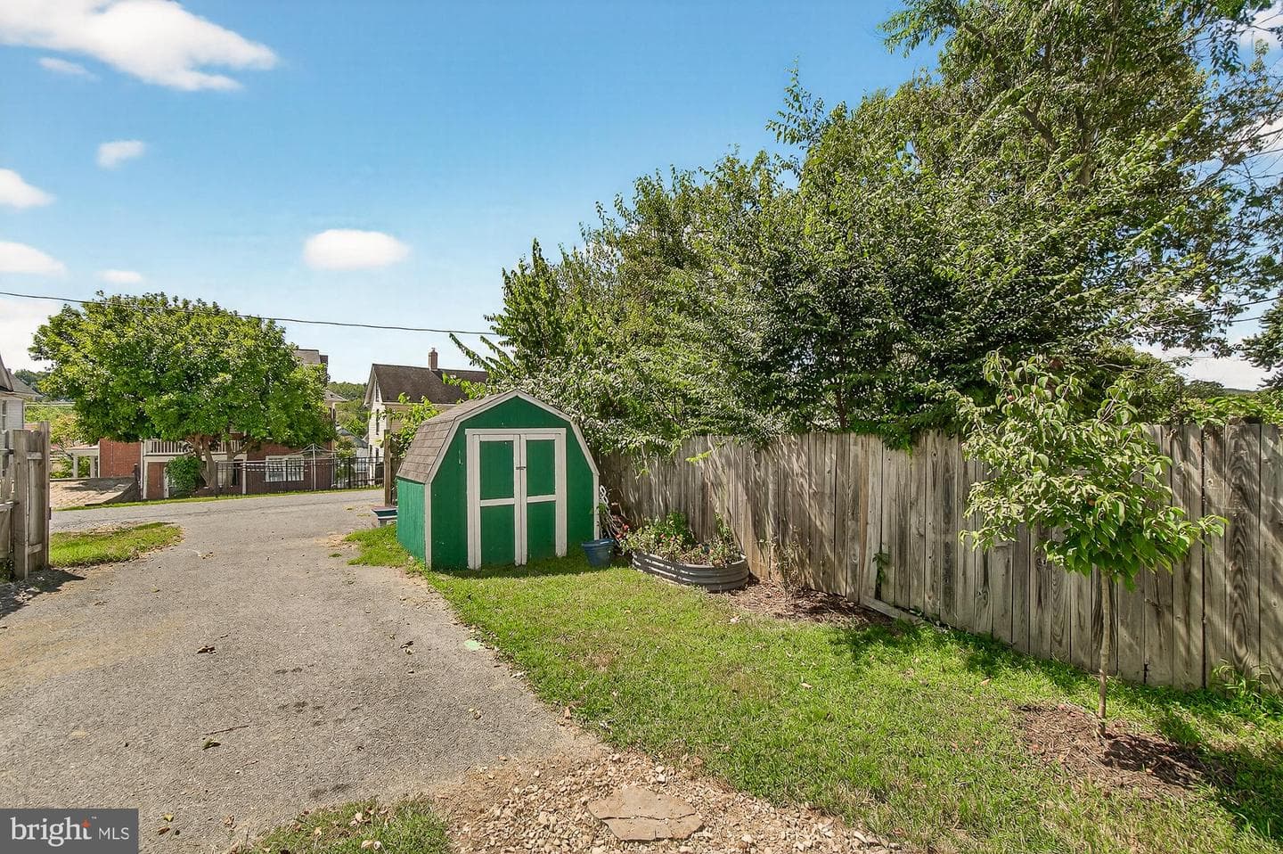 528 Brunswick Street photo 5
