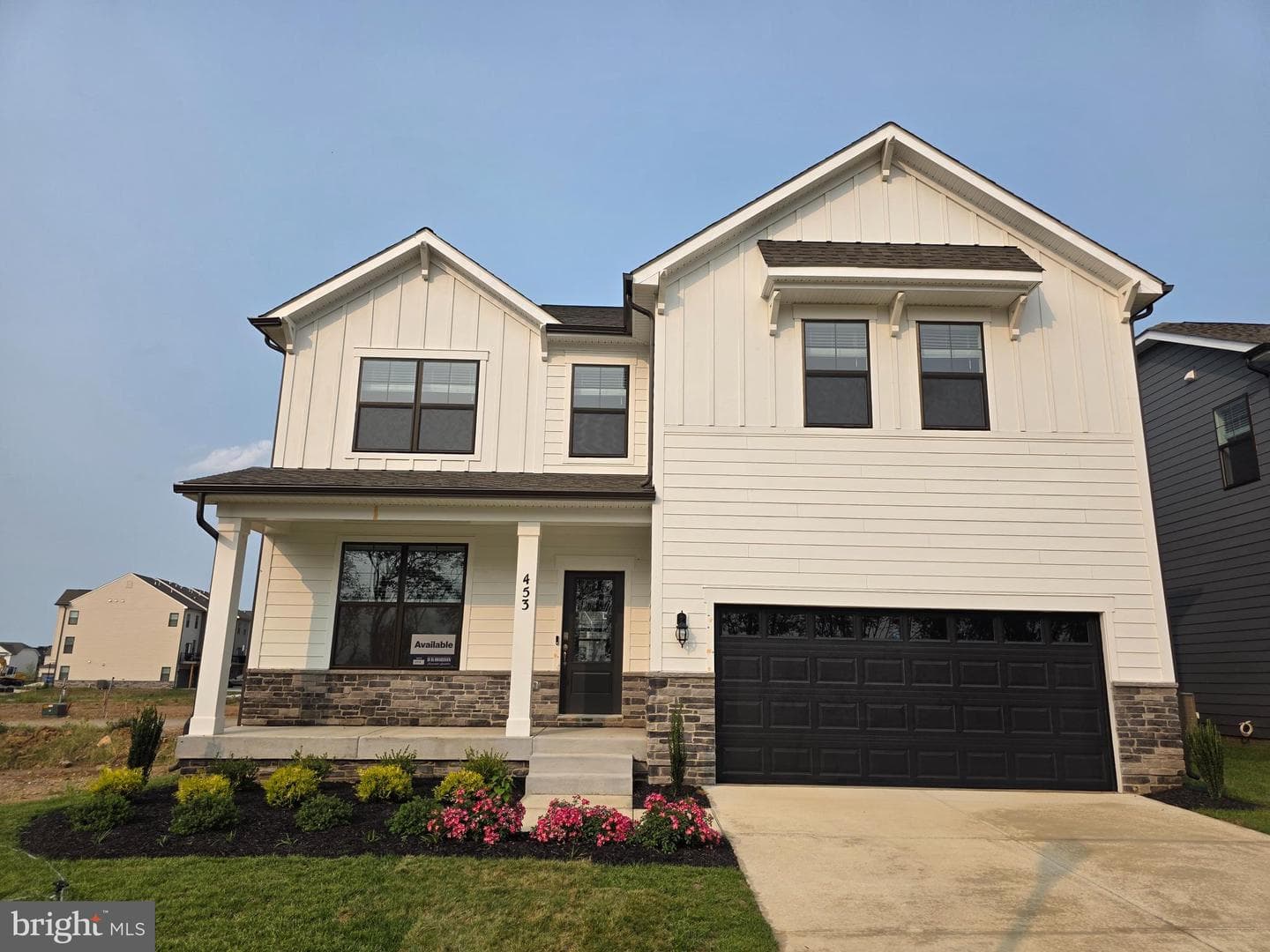453 Ensemble Way photo 1