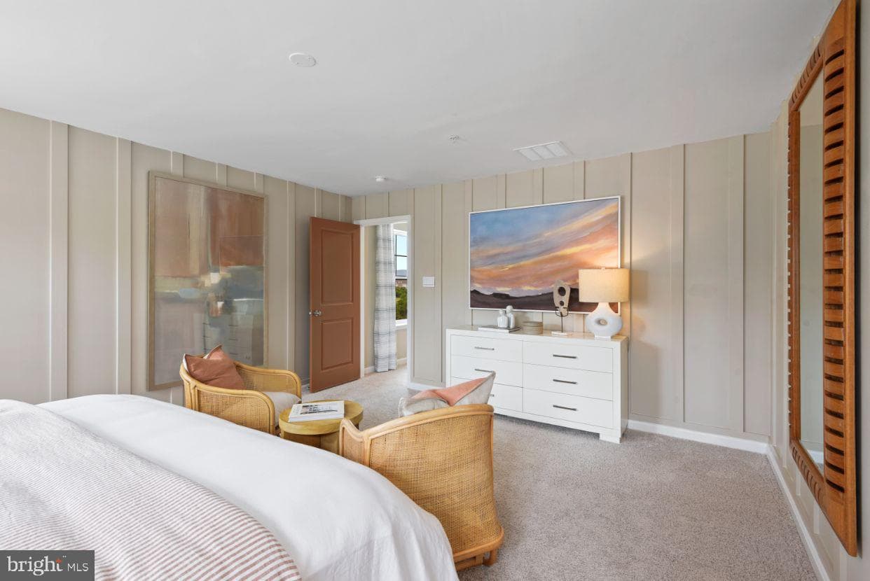 453 Ensemble Way photo 19