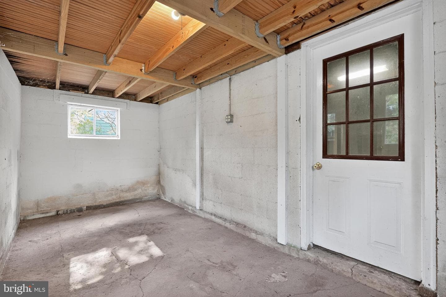 104 Greenwood Street photo 15