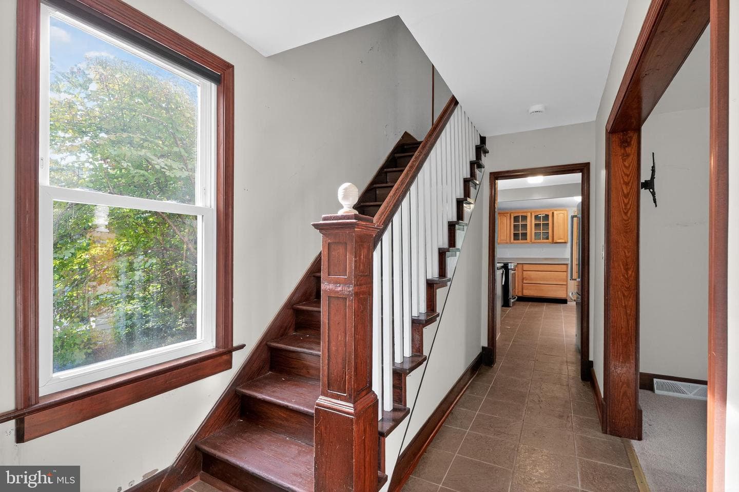 104 Greenwood Street photo 3