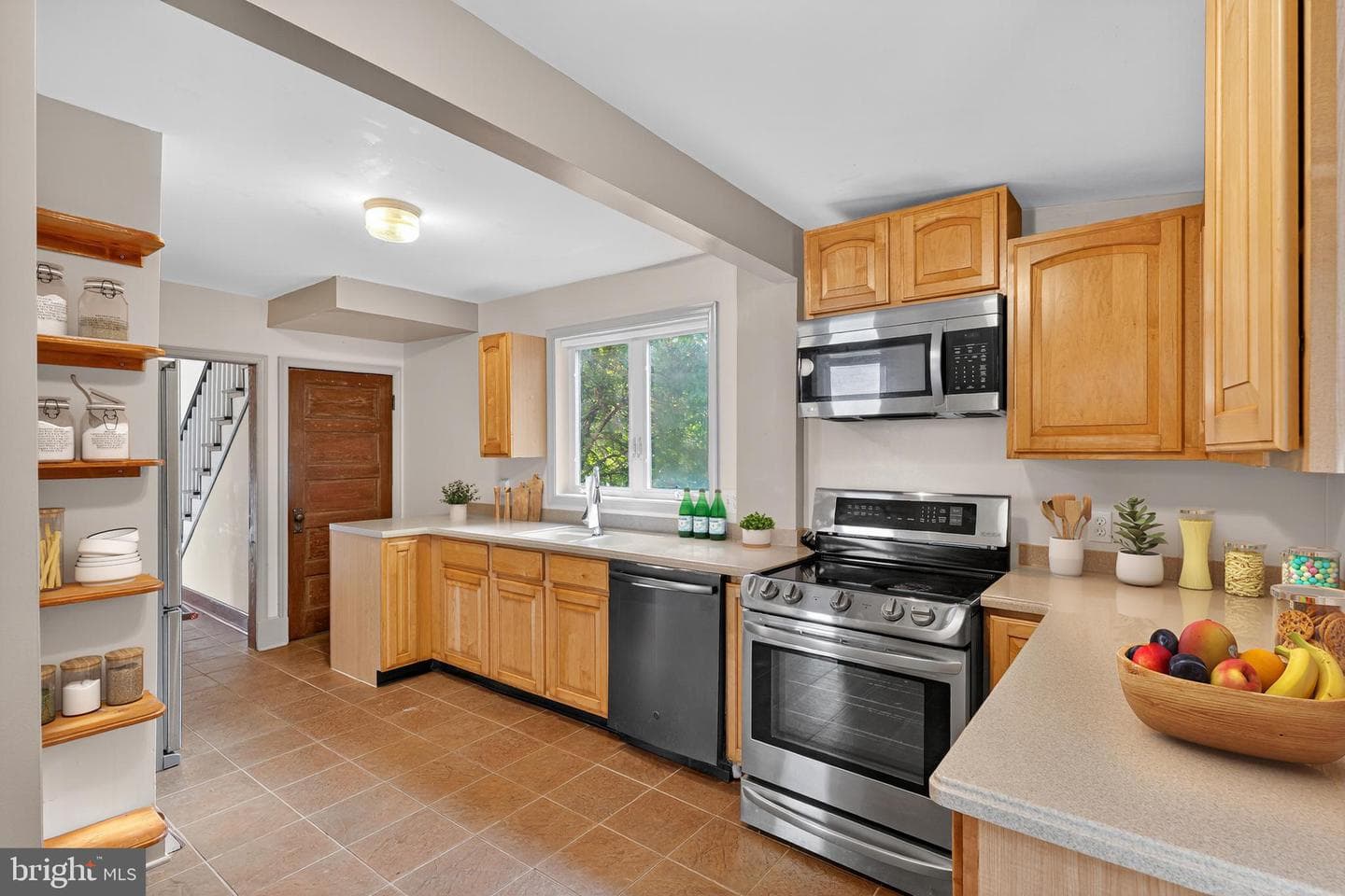104 Greenwood Street photo 5