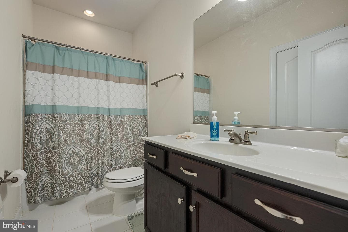 1410 Scheer Street photo 12